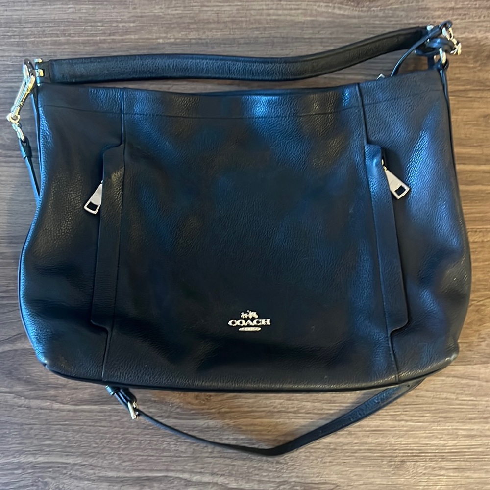 Coach Purse with Crossbody Strap (Gold Hardware)